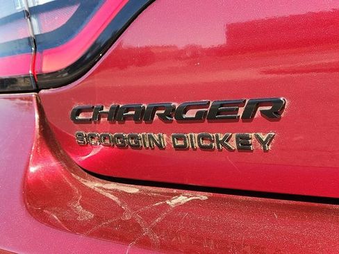 Used 2018 Dodge Charger SXT w/ Blacktop Package image 8