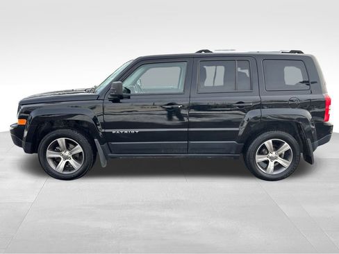 Used 2016 Jeep Patriot High Altitude image 4