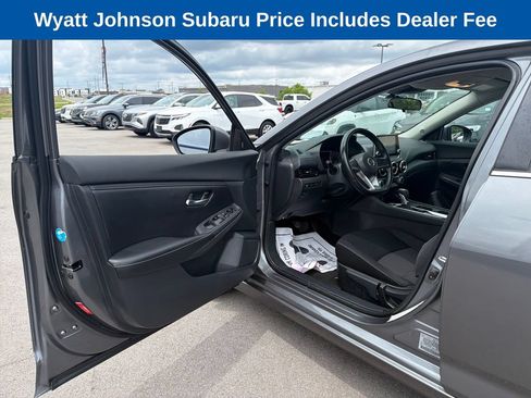 Used 2022 Nissan Sentra SV FWD image 18