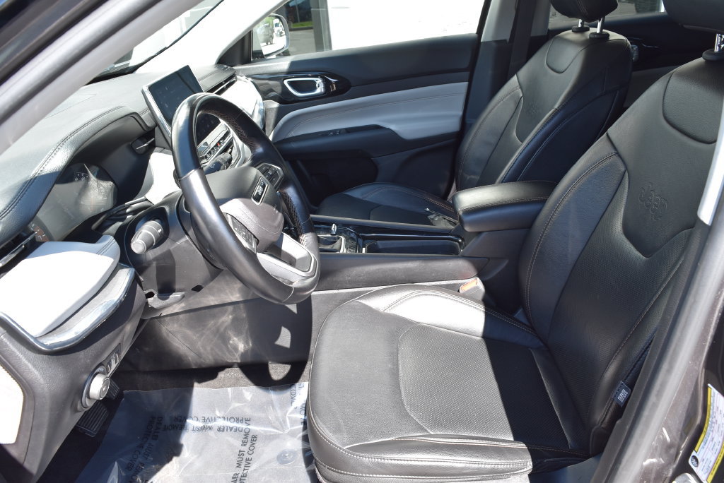 Used 2022 Jeep Compass Limited AWD/4WD image 7
