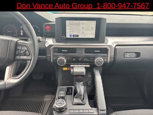 Used 2025 Toyota 4Runner TRD Off-Road AWD/4WD image 16