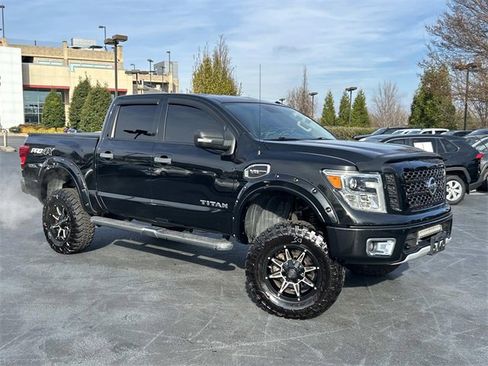 Used 2017 Nissan Titan PRO-4X image 2