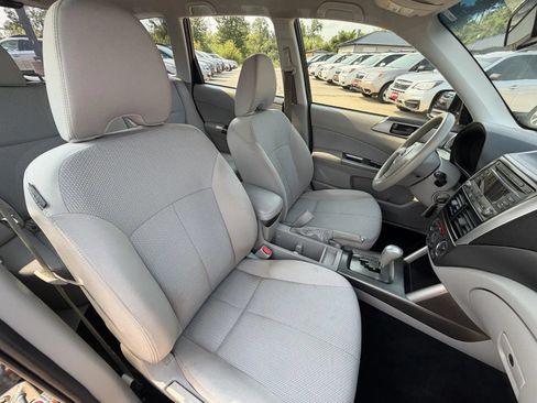 Used 2012 Subaru Forester 2.5X w/ Popular Pkg 3 AWD/4WD image 15