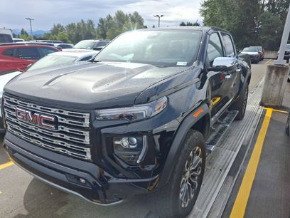 Used 2024 GMC Canyon Denali