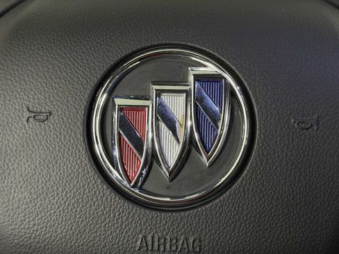 Used 2021 Buick Enclave Avenir w/ Avenir Technology Package FWD image 26