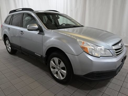 Used 2012 Subaru Outback 2.5i Limited w/ Moonroof Pkg AWD/4WD image 13