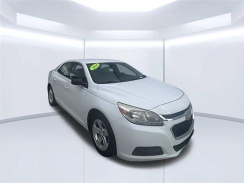 Used 2014 Chevrolet Malibu LS FWD image 3