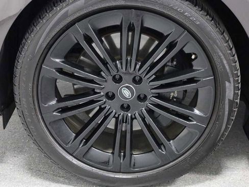 Used 2023 Land Rover Range Rover Long Wheelbase First Edition image 37