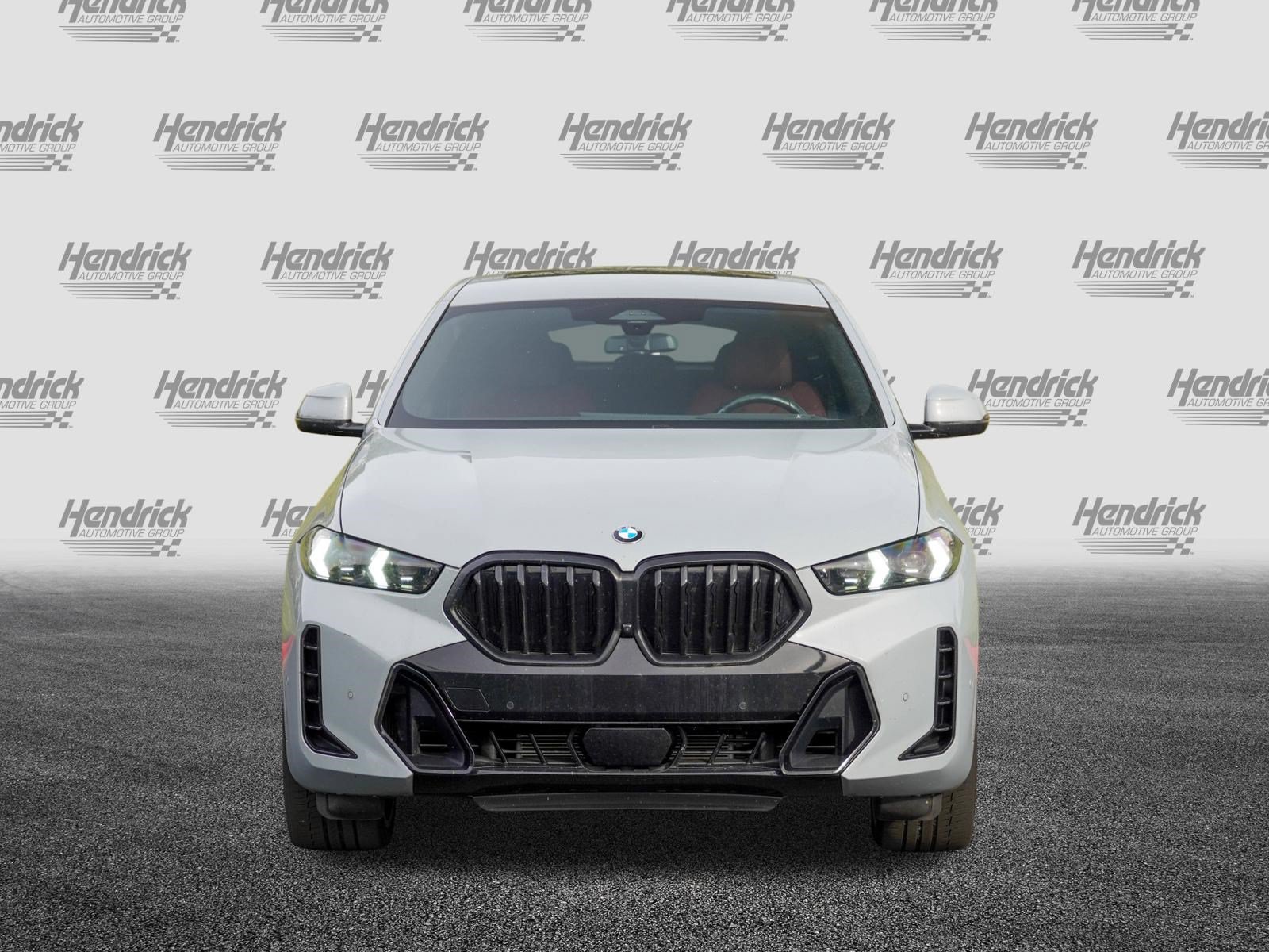 Certified 2025 BMW X6 xDrive40i w/ Executive Package AWD/4WD image 3