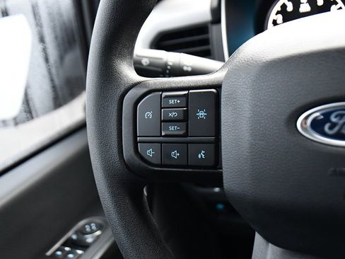 Used 2023 Ford F150 XL image 33