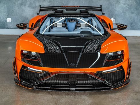 Used 2018 Ford GT RWD image 20
