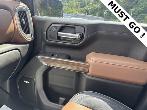 Used 2021 Chevrolet Silverado 1500 High Country image 28