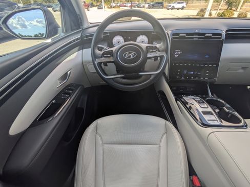 Used 2022 Hyundai Tucson Limited w/ Cargo Package image 18