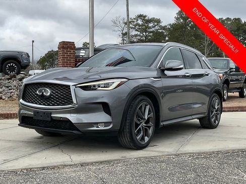 Used 2019 INFINITI QX50 Essential w/ Sensory Package image 2