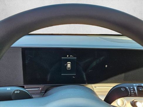 New 2026 Hyundai Kona SE image 18