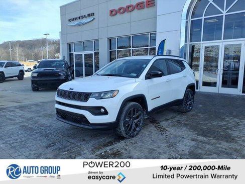 New 2026 Jeep Compass Latitude AWD/4WD image 1