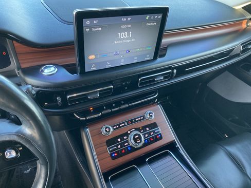 Used 2022 Lincoln Aviator Reserve w/ Equipment Group 201A image 20