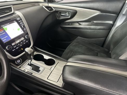 Used 2017 Nissan Murano SV image 25