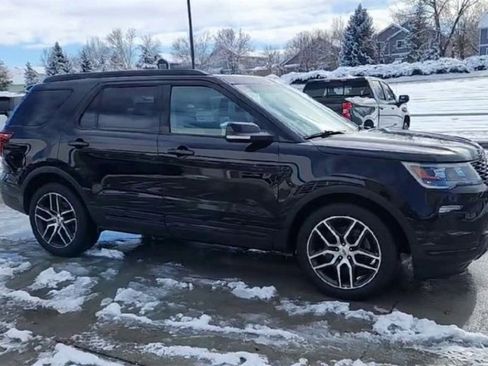 Used 2018 Ford Explorer Sport w/ Equipment Group 401A image 3