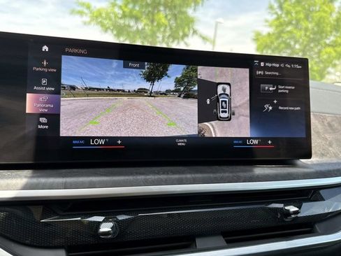 Used 2023 BMW X7 xDrive40i w/ Premium Package AWD/4WD image 28