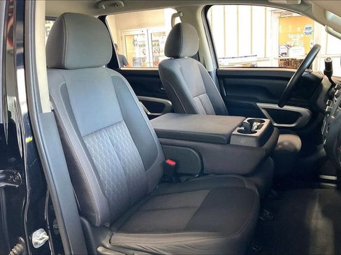 Used 2022 Nissan Titan SV w/ Accessory Utility Package RWD image 22