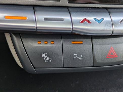 Used 2019 Cadillac XT4 Luxury w/ Cold Weather Package image 23