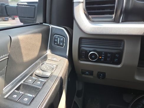 Used 2025 Ford F450 Platinum w/ Platinum Plus Package AWD/4WD image 24