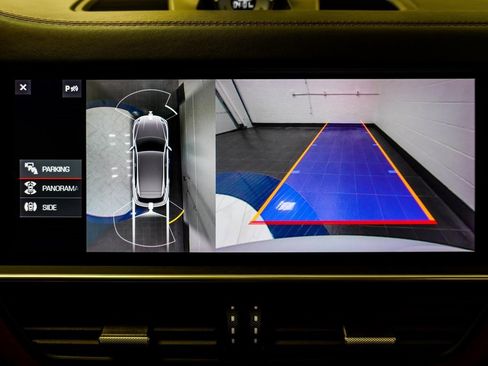 Used 2021 Porsche Cayenne Turbo image 44