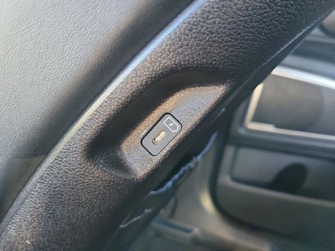 Used 2023 Kia Telluride S image 22