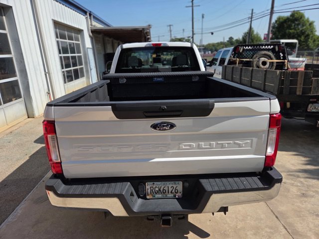 Used 2017 Ford F250 XL w/ Power Equipment Group AWD/4WD image 4