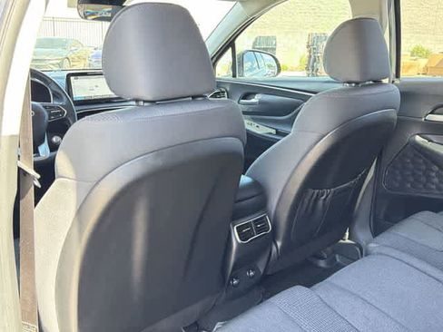 Used 2023 Hyundai Santa Fe SEL FWD image 15