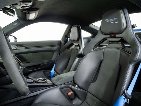 Certified 2026 Porsche 911 GT3 w/ Weissach Package RWD image 5