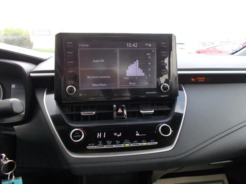 Used 2022 Toyota Corolla SE FWD image 13