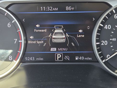 Used 2025 Nissan Sentra SR FWD image 17