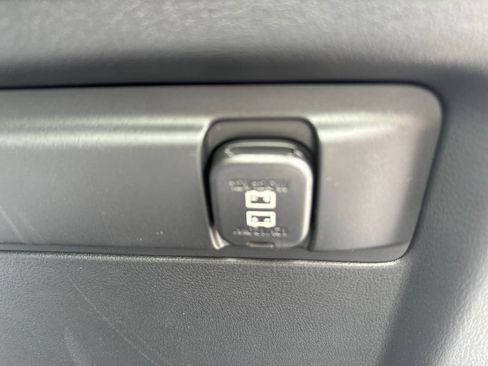 New 2025 MAZDA CX-90 3.3 Turbo w/ Preferred Package image 32