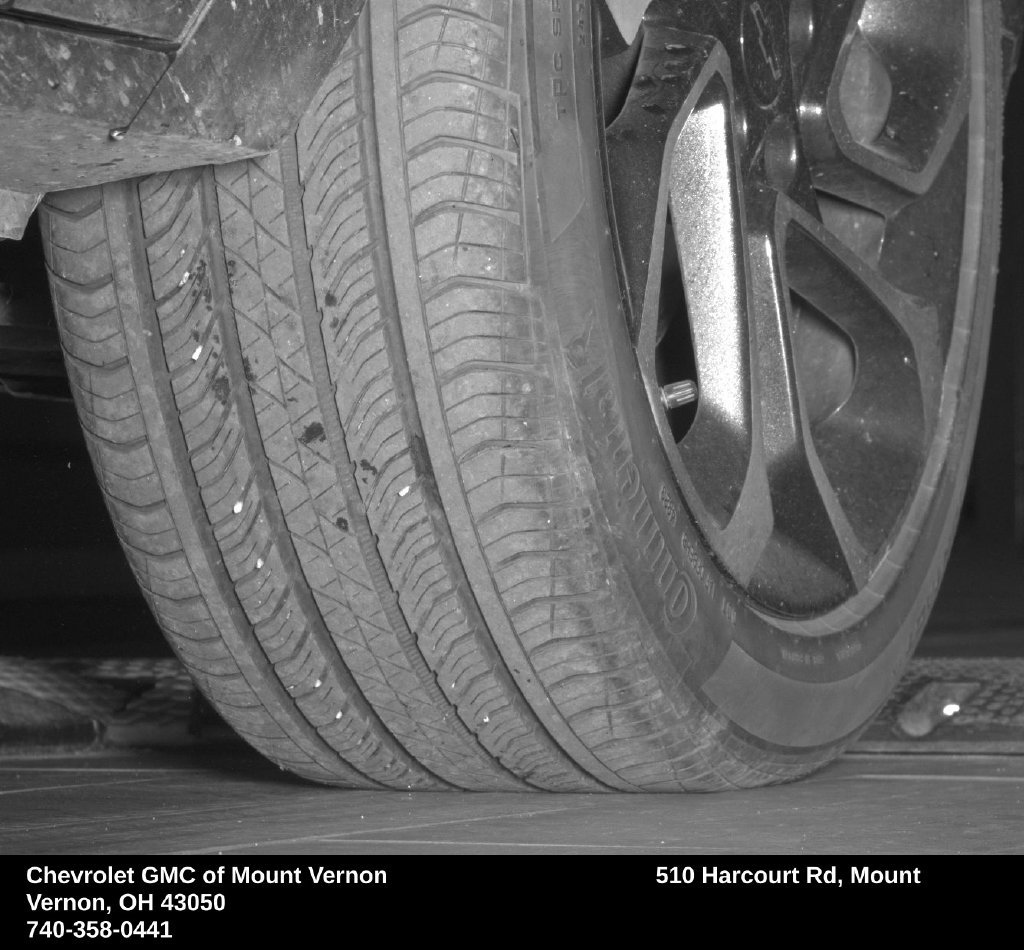 Used 2025 Chevrolet Trax RS FWD image 32