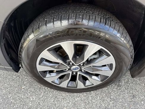 Used 2025 Subaru Outback Limited w/ Popular Package #2 image 9