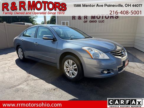 Used 2010 Nissan Altima 2.5 SL w/ SL Pkg FWD image 1