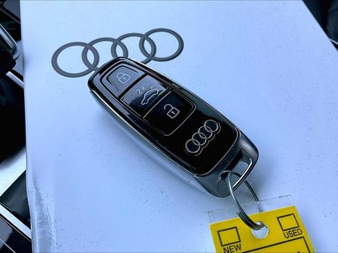 Used 2022 Audi SQ7 Premium Plus image 14