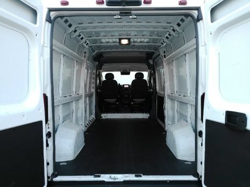 Used 2025 RAM ProMaster 2500 w/ Convenience Group FWD image 20
