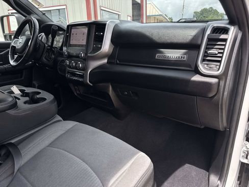 Used 2024 RAM 2500 Big Horn AWD/4WD image 12