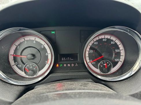 Used 2020 Dodge Grand Caravan SE image 8