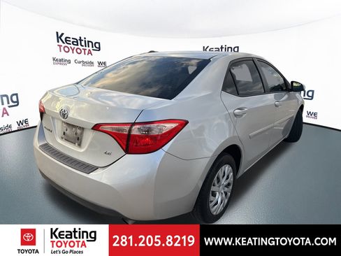 Used 2017 Toyota Corolla LE image 7
