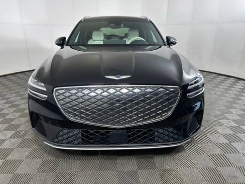 Used 2024 Genesis Electrified GV70 Advanced image 8
