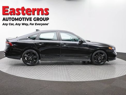 Used 2024 Honda Accord Sport image 4