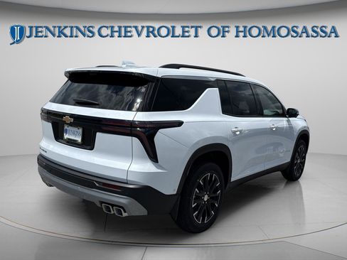 New 2026 Chevrolet Traverse LT w/ Enhanced Driving Package FWD image 4