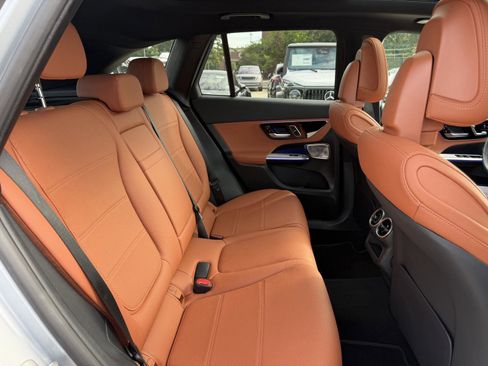Certified 2026 Mercedes-Benz GLC 300 image 28