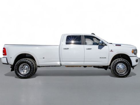 Used 2022 RAM 3500 Laramie w/ Chrome Appearance Group image 6