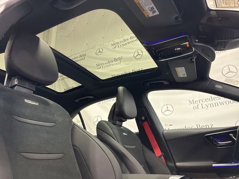 New 2026 Mercedes-Benz C 43 AMG 4MATIC Sedan image 19