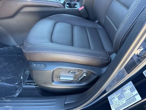New 2025 MAZDA CX-5 Signature image 11